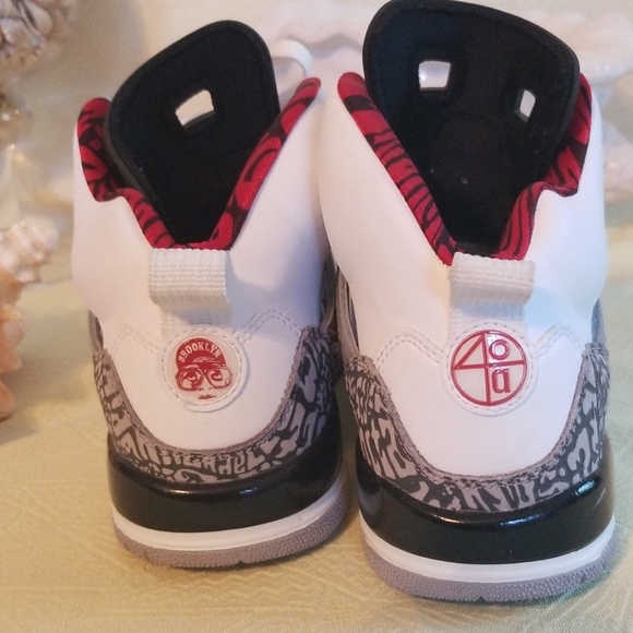 Jordan Spizike - Picture 6 of 8